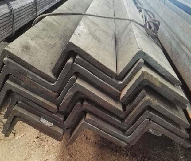 ��岻�ȱ߽Ǹ�